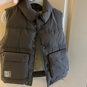 Zara baby boy puffer vest 12-18months
